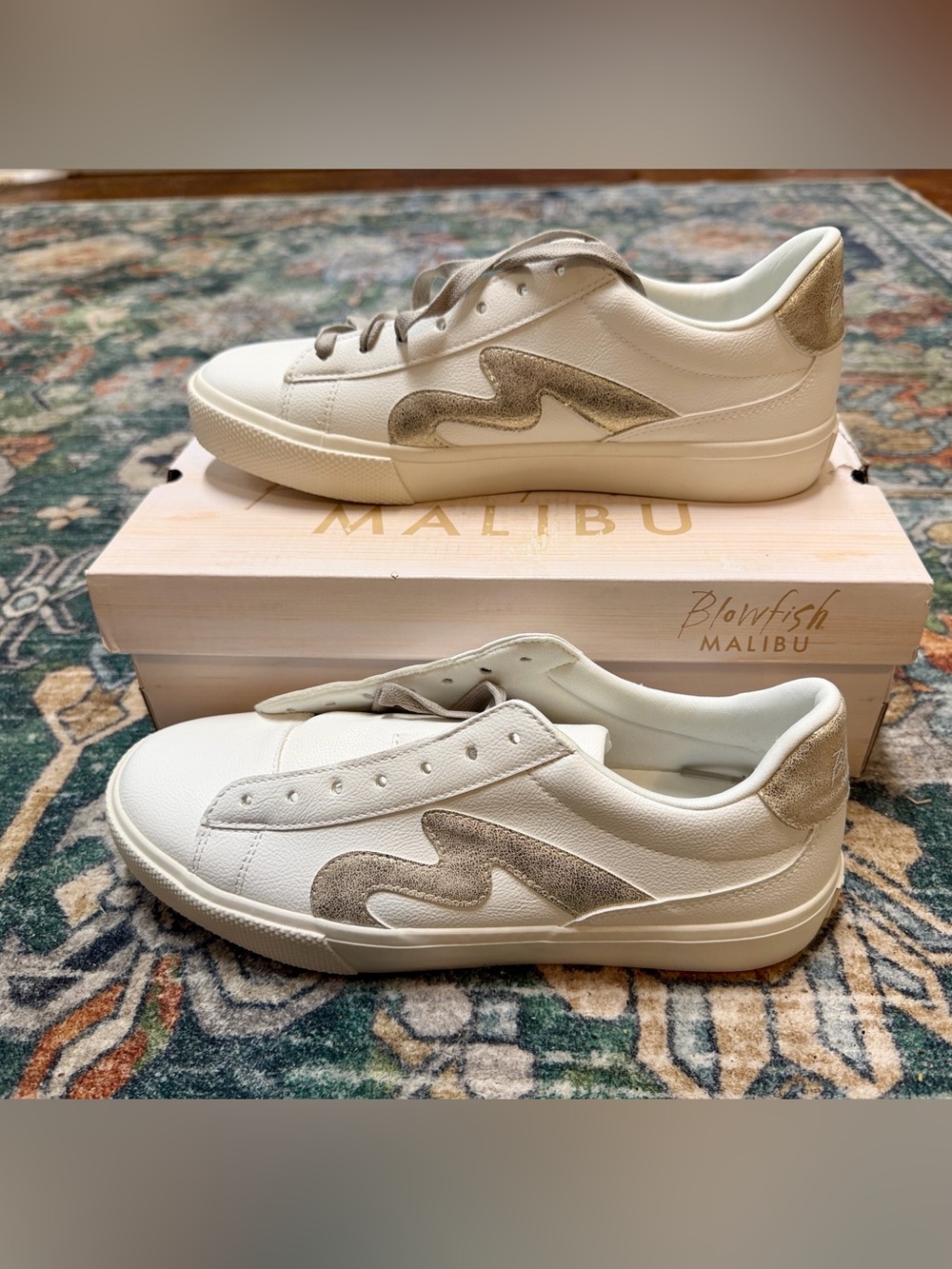 Blowfish Malibu White Ella and Gold Voyager Sneakers for Casual Elegance. NIB